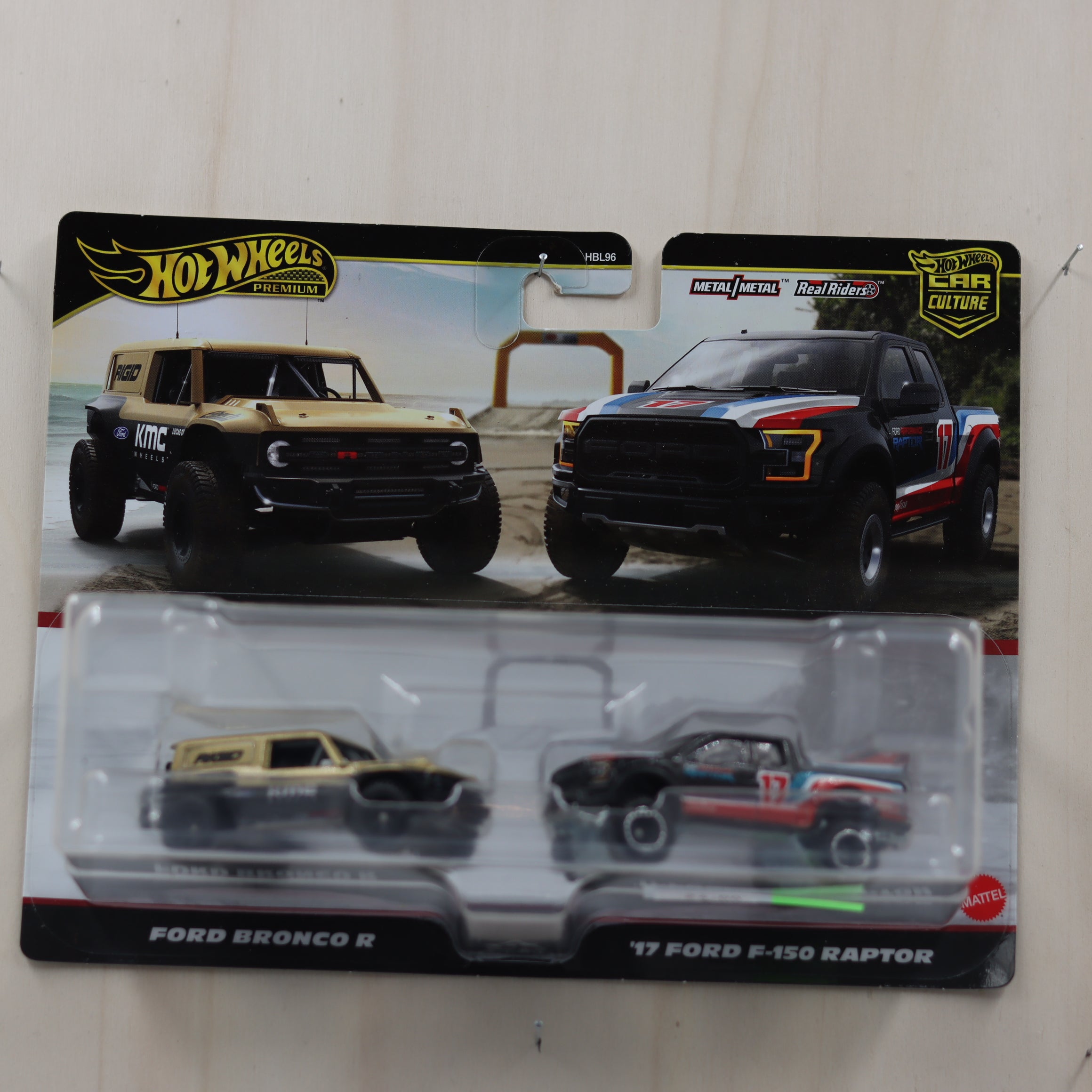 FORD BRONCO R  '17 FORD F-150 RAPTOR