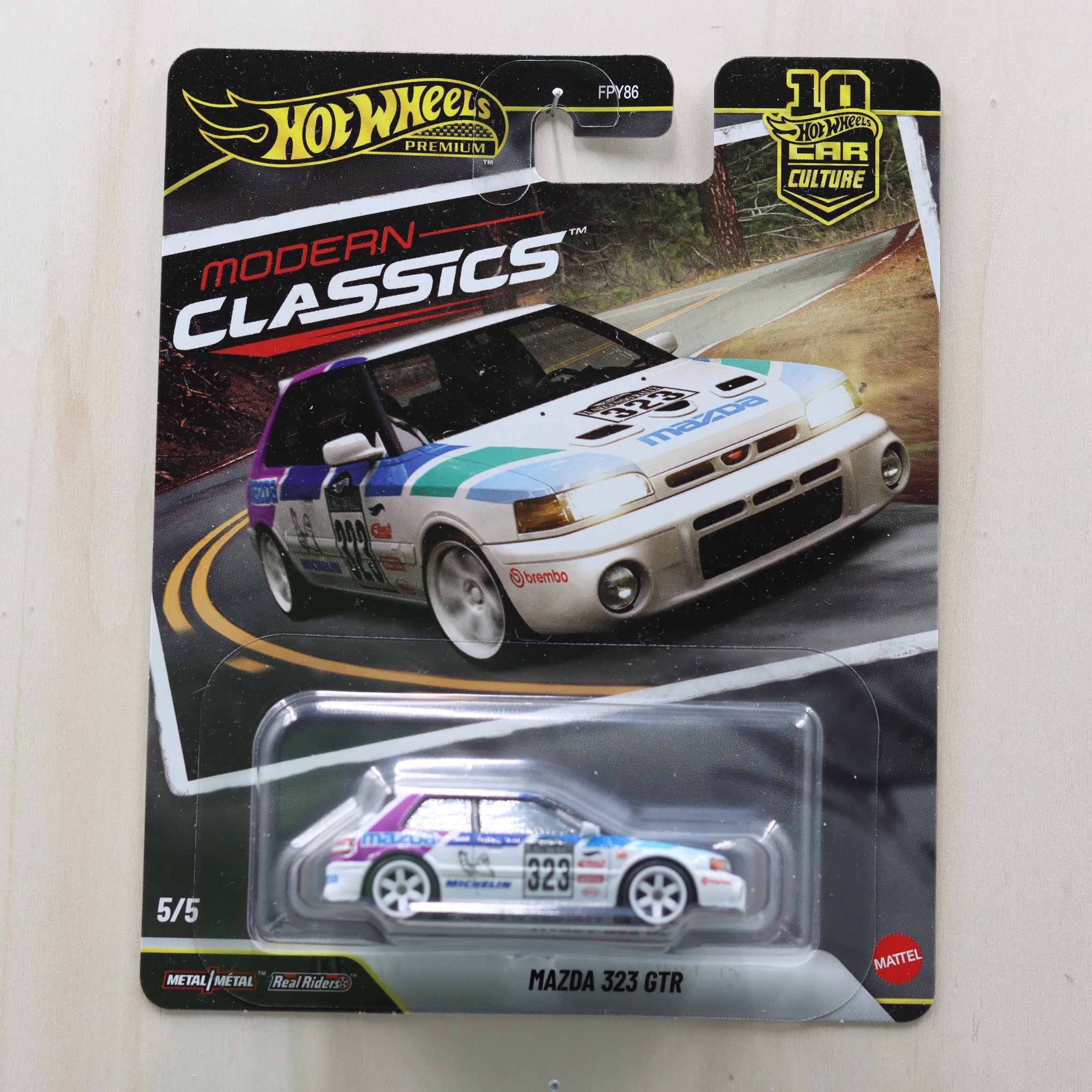 Mazda 323 GTR